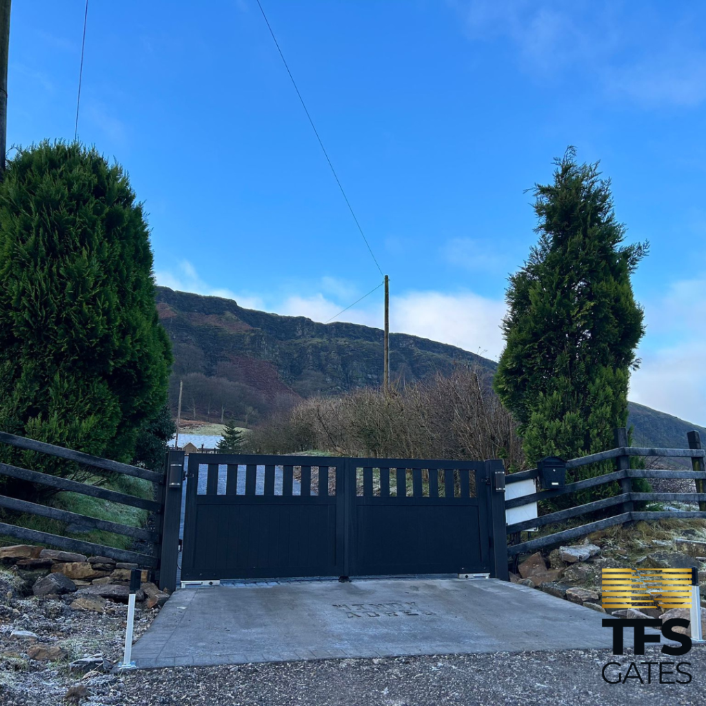 Black Aluminium Gate by TFS Gates photo taken on a sunny day
